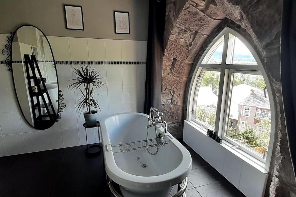 The Viewpoint, 2 Bedroom Apartment In Крифф Экстерьер фото